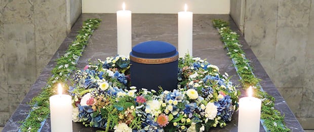 Flower arrangement for remembrance and condolence.